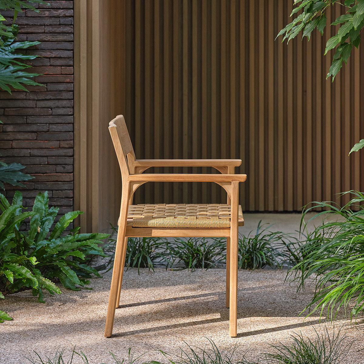 Berah Getah Piana fauteuil de jardin en teck et rotin