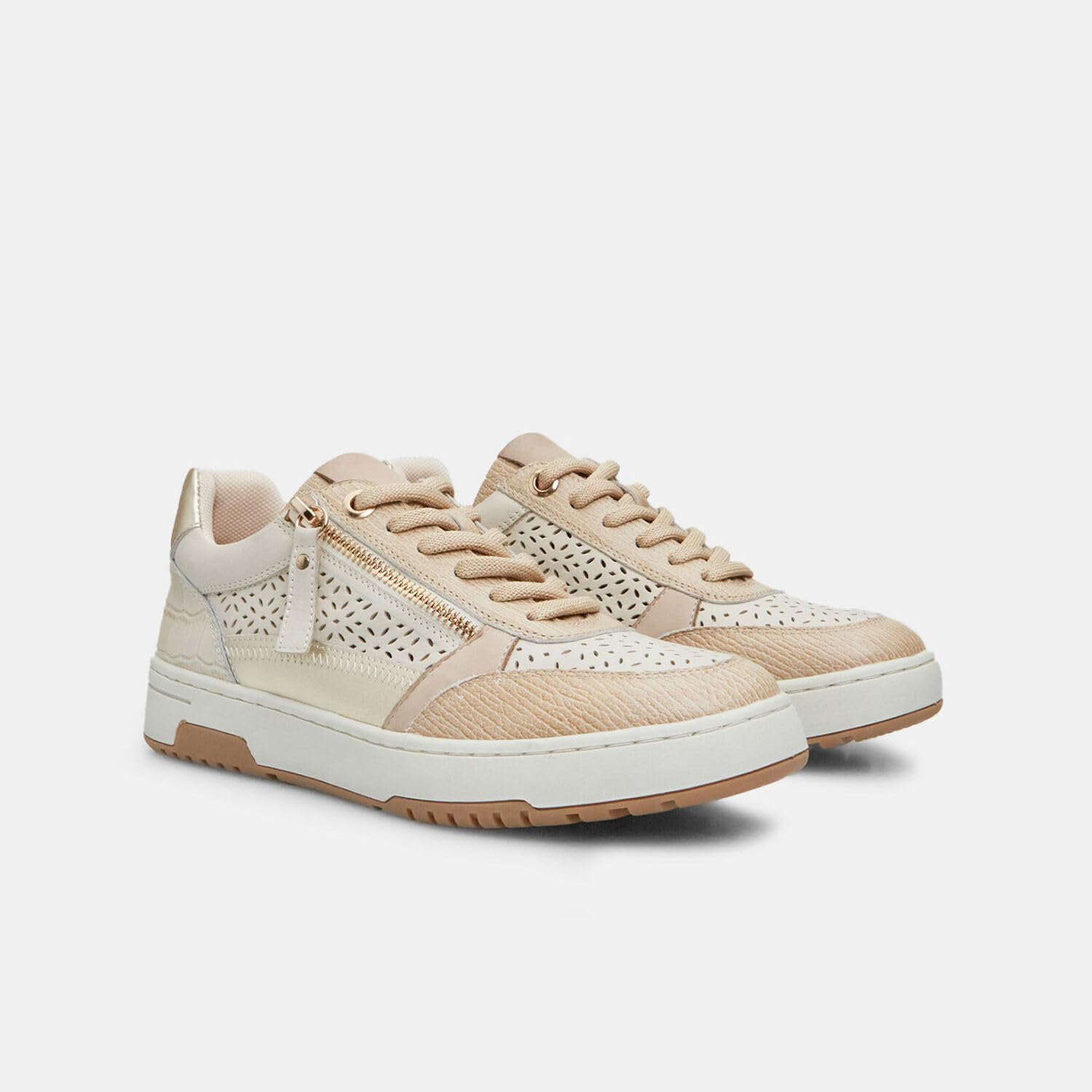 Bata Sneakers femme cuir classique confort