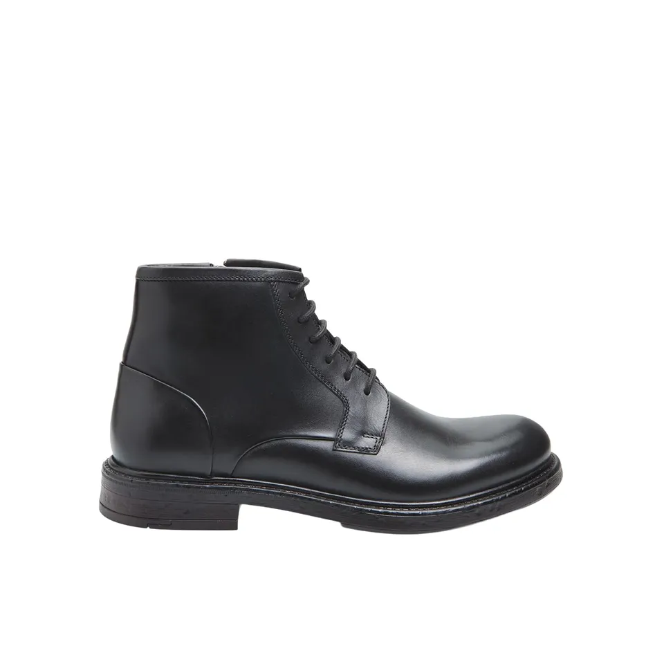 Bata Boots lacées homme cuir marron classique
