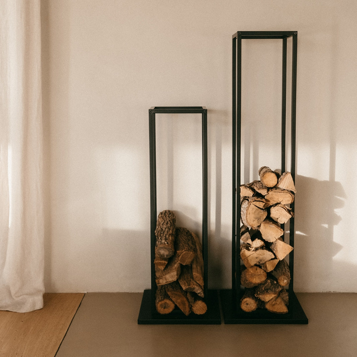 Andrea House Decoración porte-bûches métal noir 115 cm