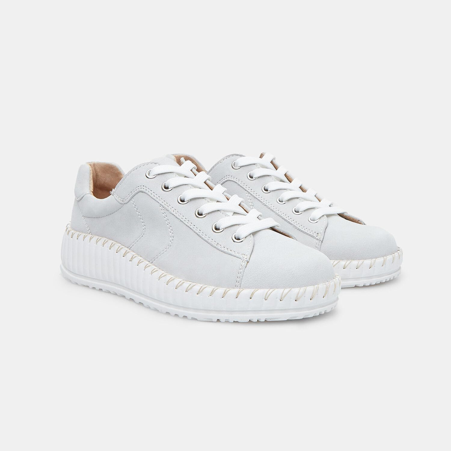 Bata Sneakers Comfit Nubuck Femme