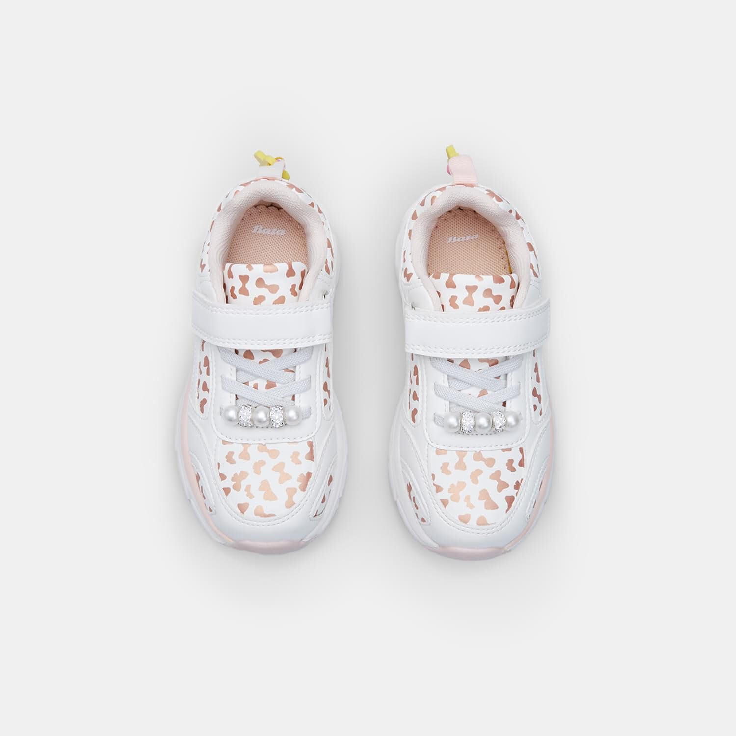 Bata Sneakers fille lacets bride 26 EU