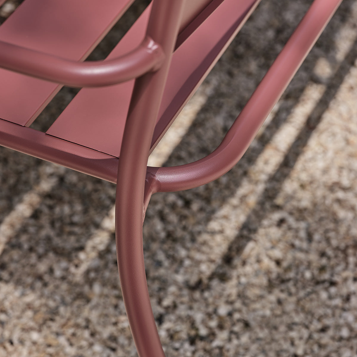 Berah Getah ZEPHIR banc jardin alu framboise 118 cm