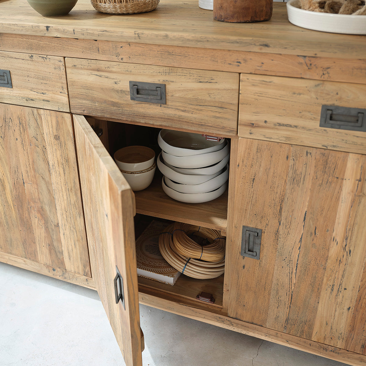 Berah Getah Cargo buffet teck recyclé 200 cm 4 portes