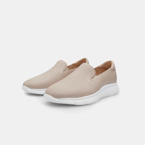 Bata sneakers cuir femme confortables usage quotidien