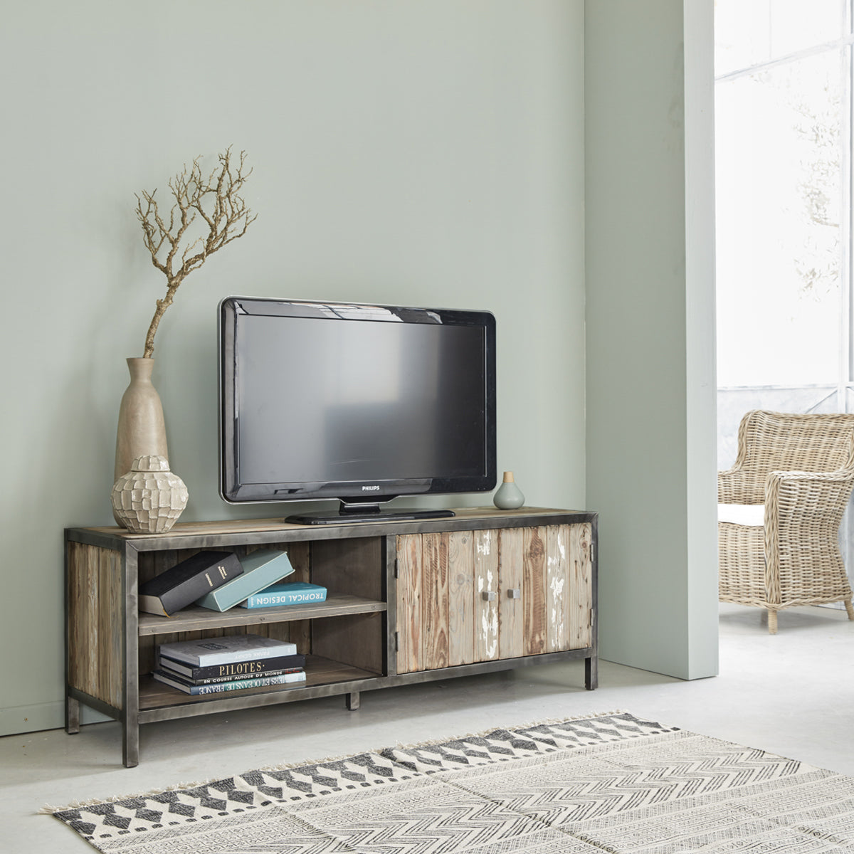 Berah Getah Indus meuble TV bois recyclé métal 150 cm
