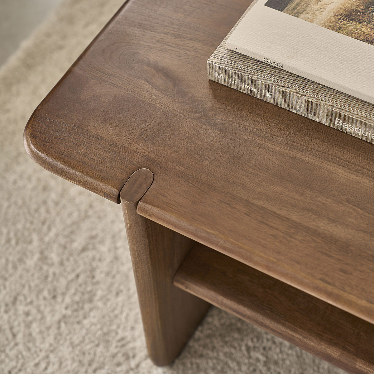 Berah Getah Sofia table basse 120 cm en manguier massif