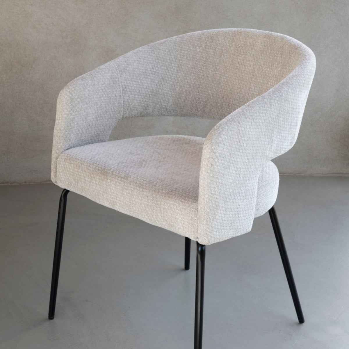 Andrea House Mila chaise moderne tapissée beige
