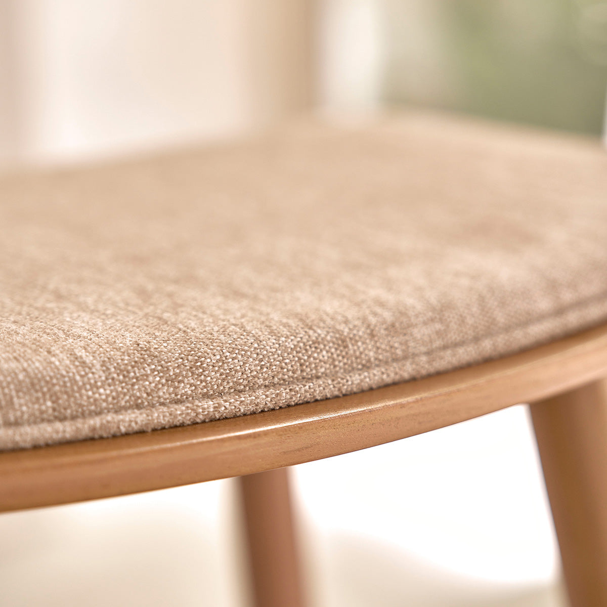 Berah Getah AMBRE lot 2 tabourets de bar teck velours grège 65 cm