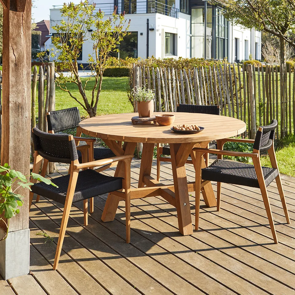 Berah Getah Esther salon de jardin teck recyclé 4 pers table ronde