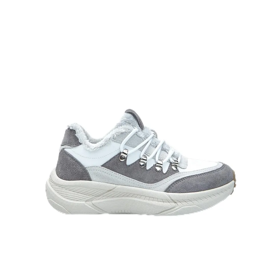Bata Outdoor sneaker daim femme grise 36 EU
