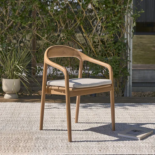 Berah Getah Ambre fauteuil de jardin teck coussin grège