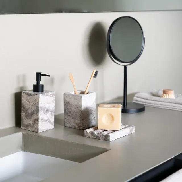 Andrea House Bain miroir noir grossissant x7 bain