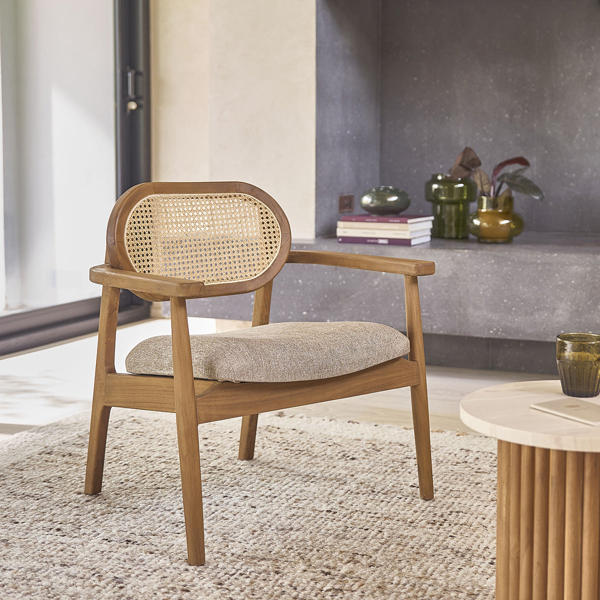 Berah Getah COLINE table dappoint teck marbre ronde
