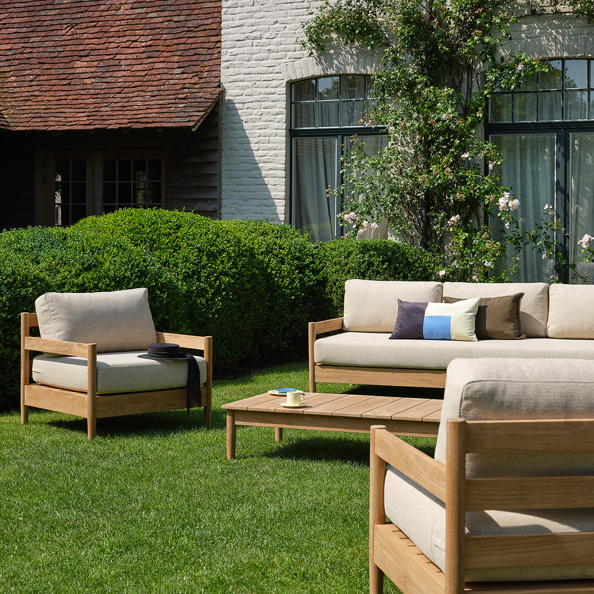 Berah Getah Calvi salon jardin bas teck 5 pers. beige chiné