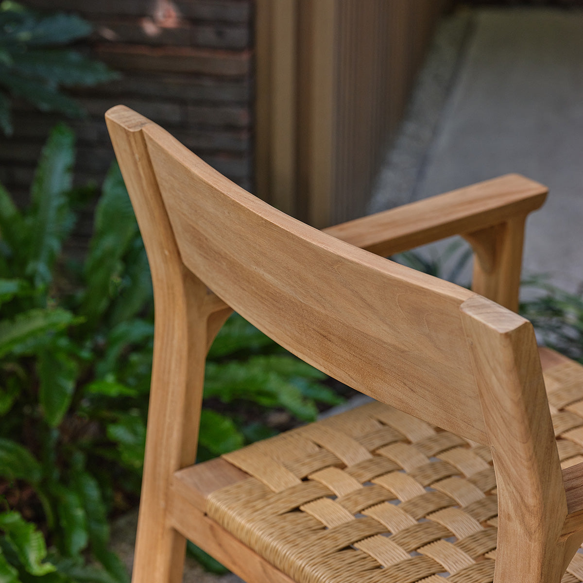 Berah Getah Piana fauteuil de jardin en teck et rotin