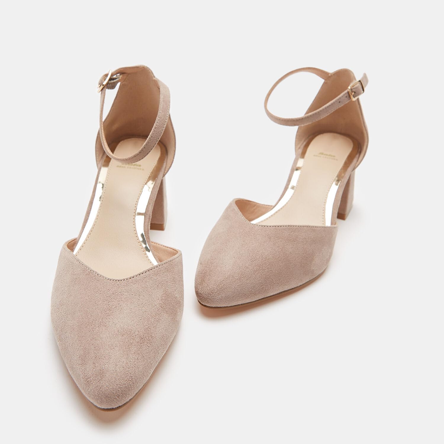 Bata Escarpins pointus talon carré chaussures à talons