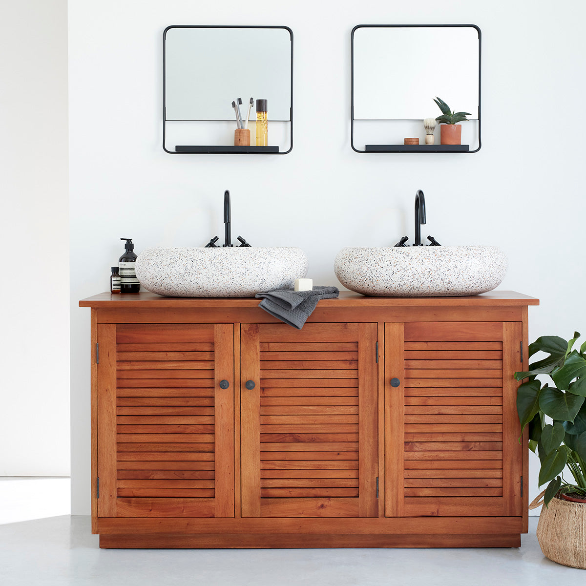 Berah Getah Newport meuble sous vasque acajou 140 cm