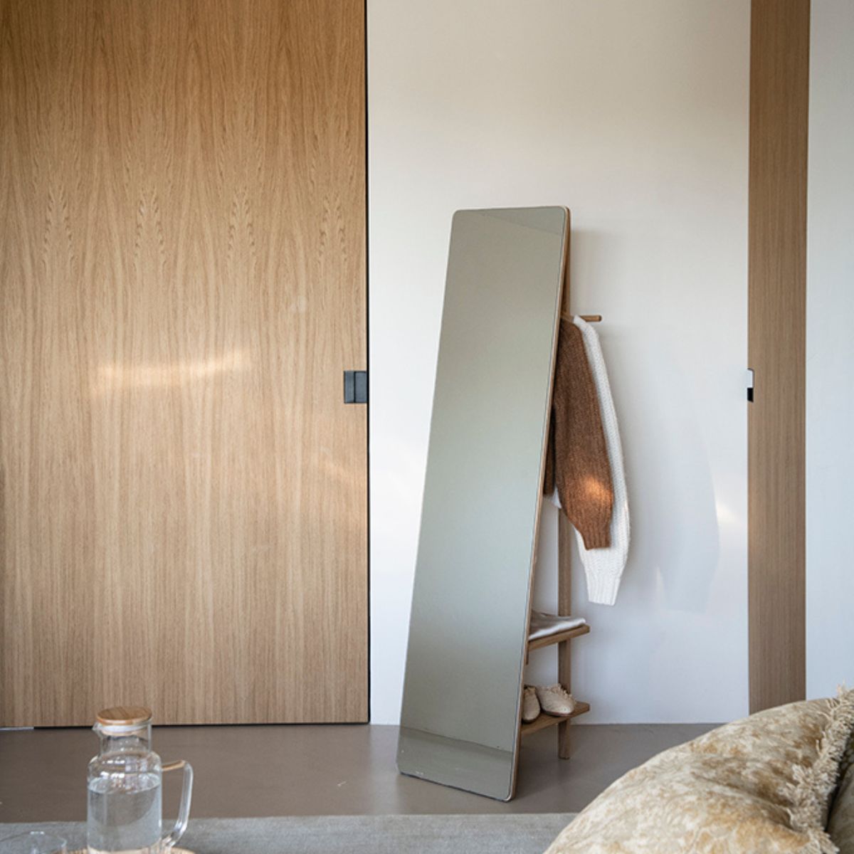 Andrea House miroir nordique bois avec étagère dressing