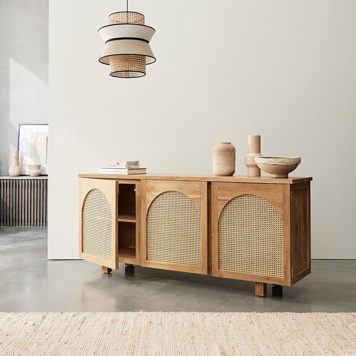Berah Getah Loé buffet teck cannage 183 cm 3 portes