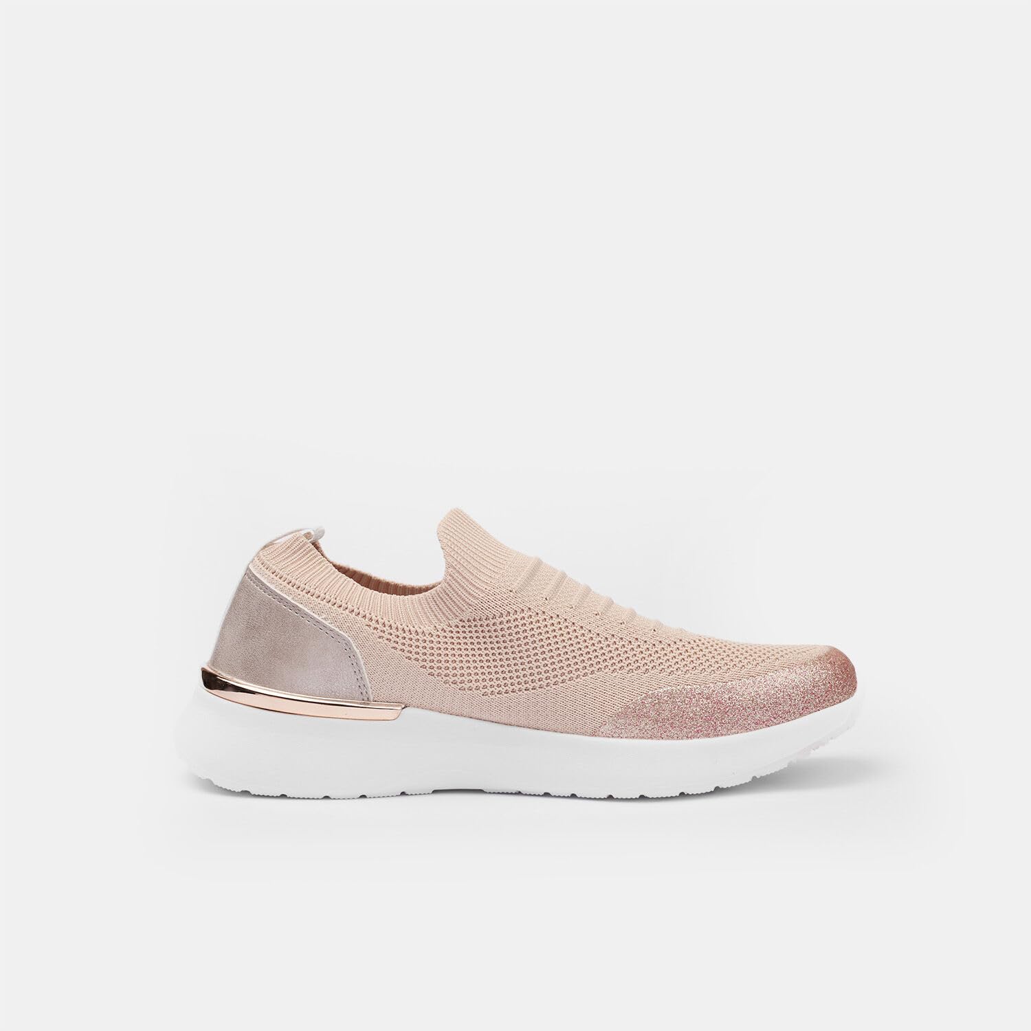 Bata Slip On femme sans lacets confort