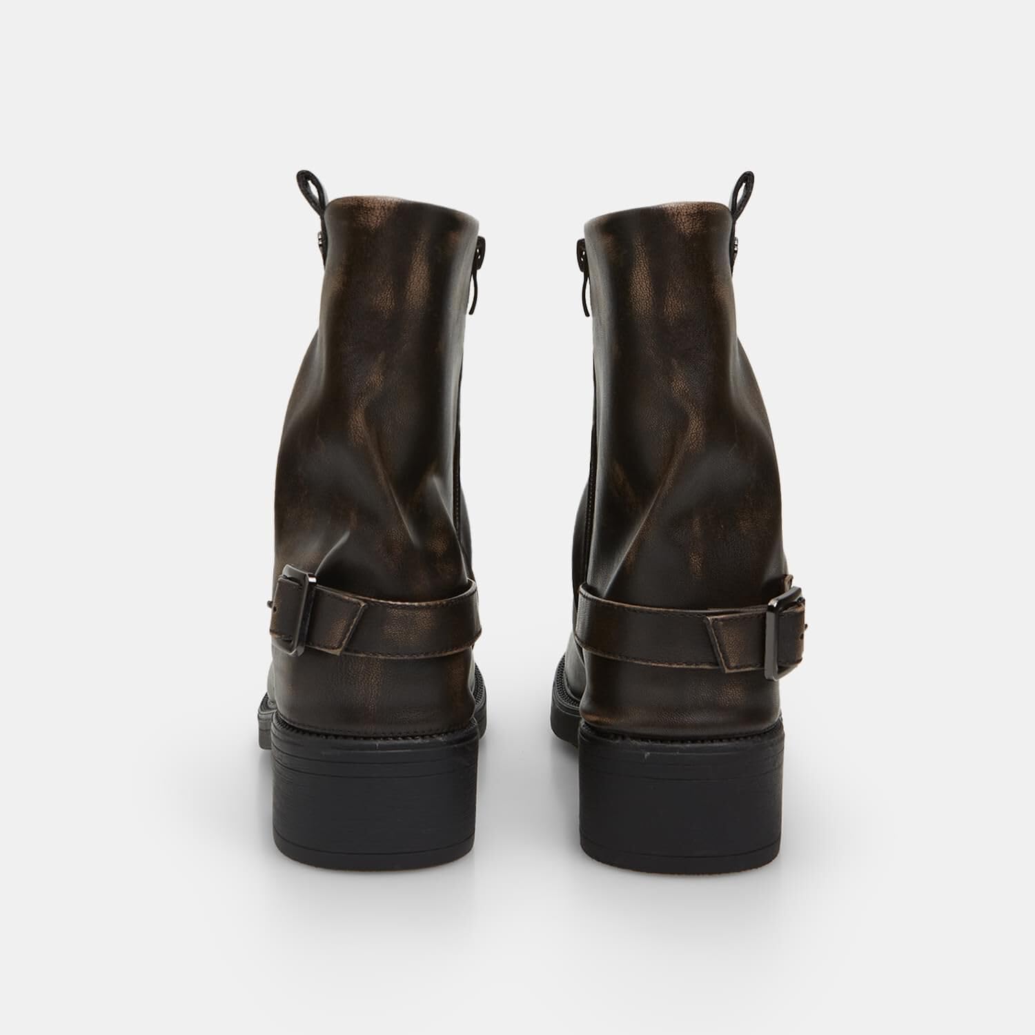 Bata Red Label bottes courtes femme plates confort