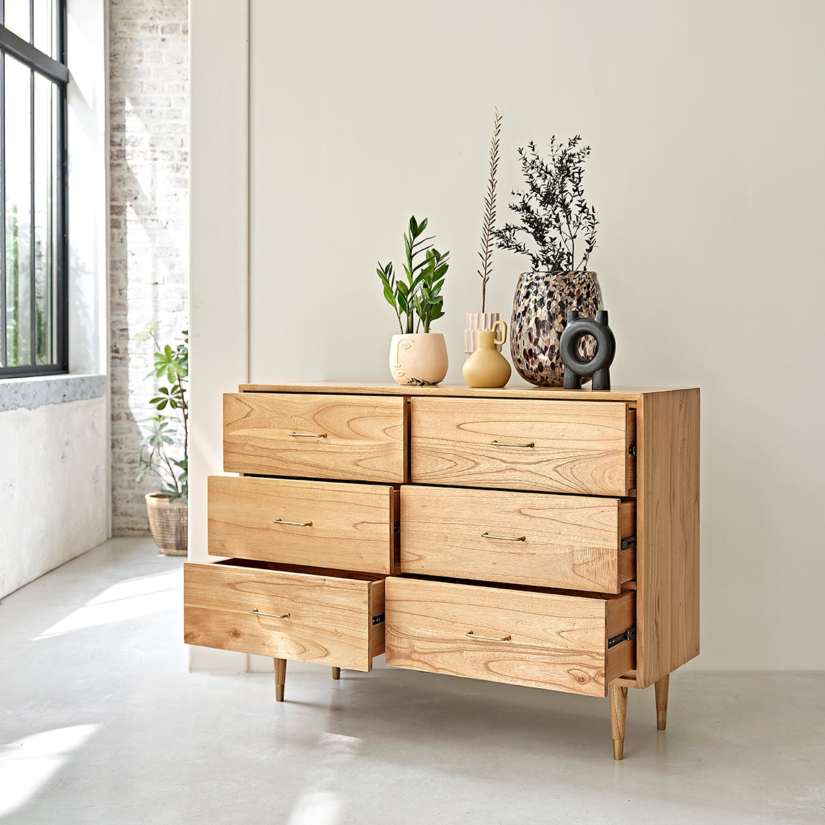 Berah Getah Pia commode mindi massif 130 cm 6 tiroirs