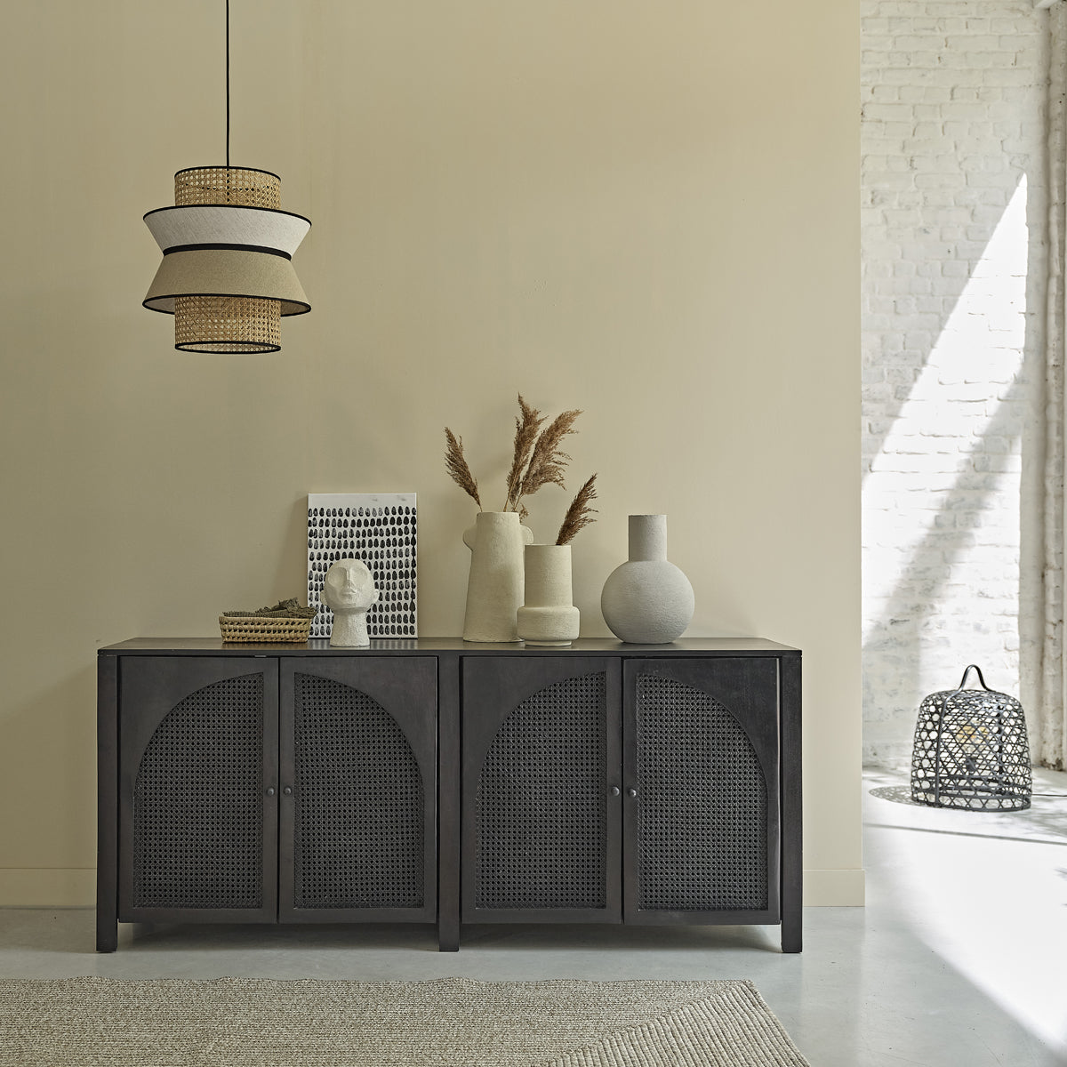 Berah Getah ZULMA buffet bois 175 cm manguier cannage noir