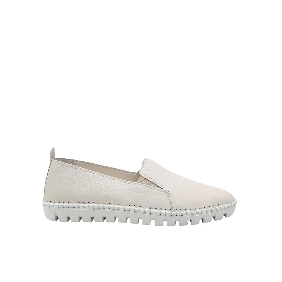 Bata Mocassins femme cuir 36 EU classiques