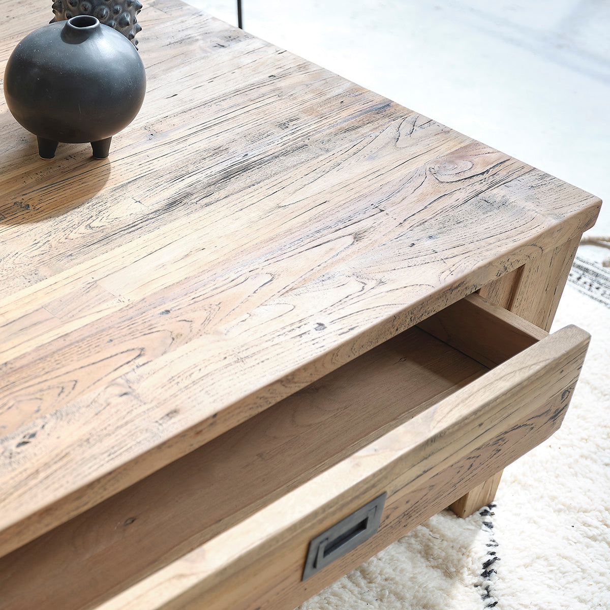 Berah Getah Cargo table basse teck recyclé 100 cm tiroir