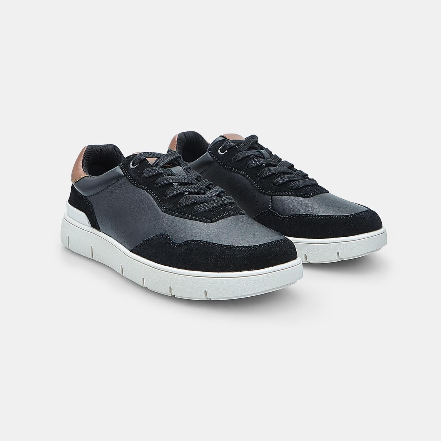 Bata sneakers cuir homme 40 EU décontracté