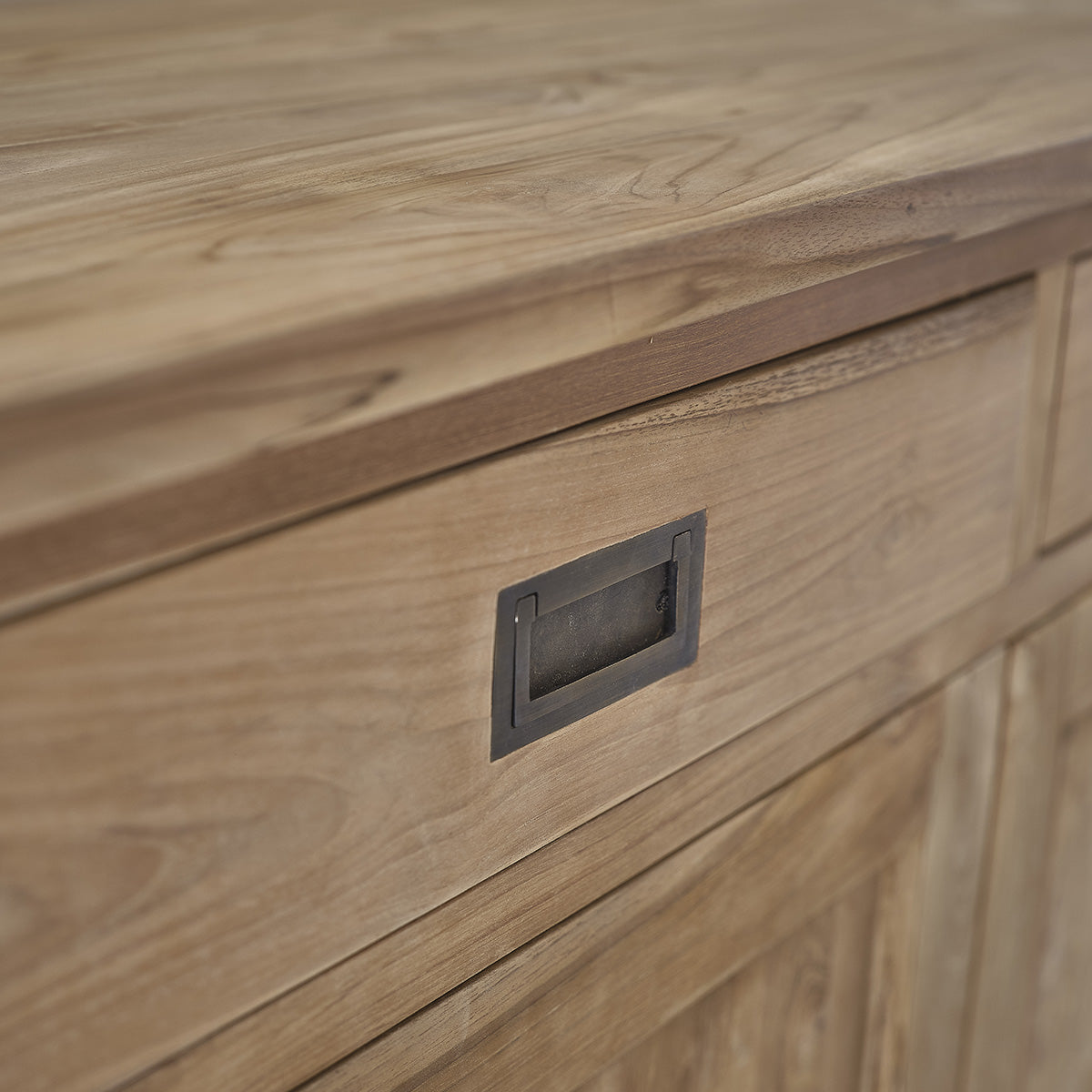 Berah Getah Boston buffet teck massif 120 cm 2 portes
