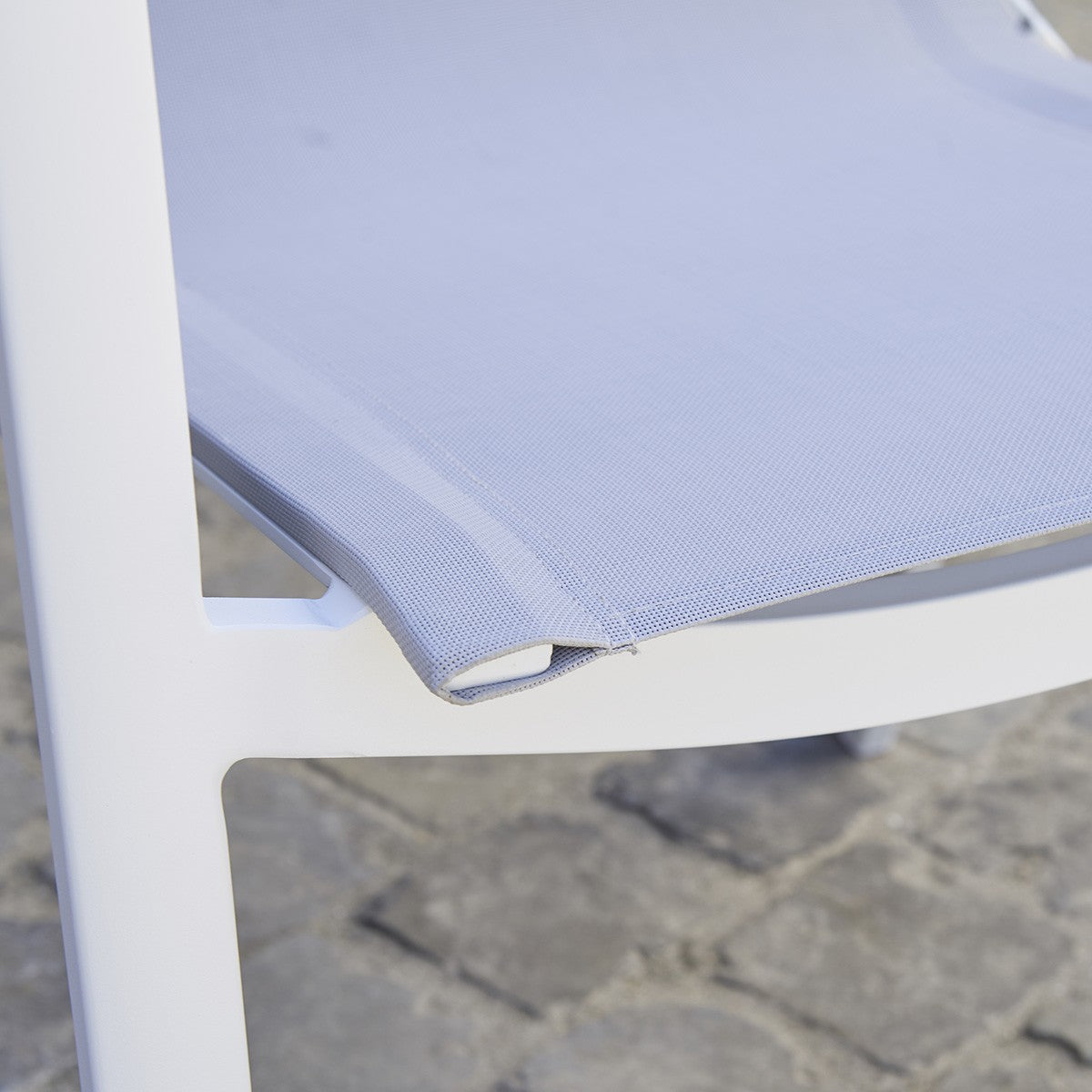 Berah Getah Tulum Fauteuil jardin alu blanc textilène gris