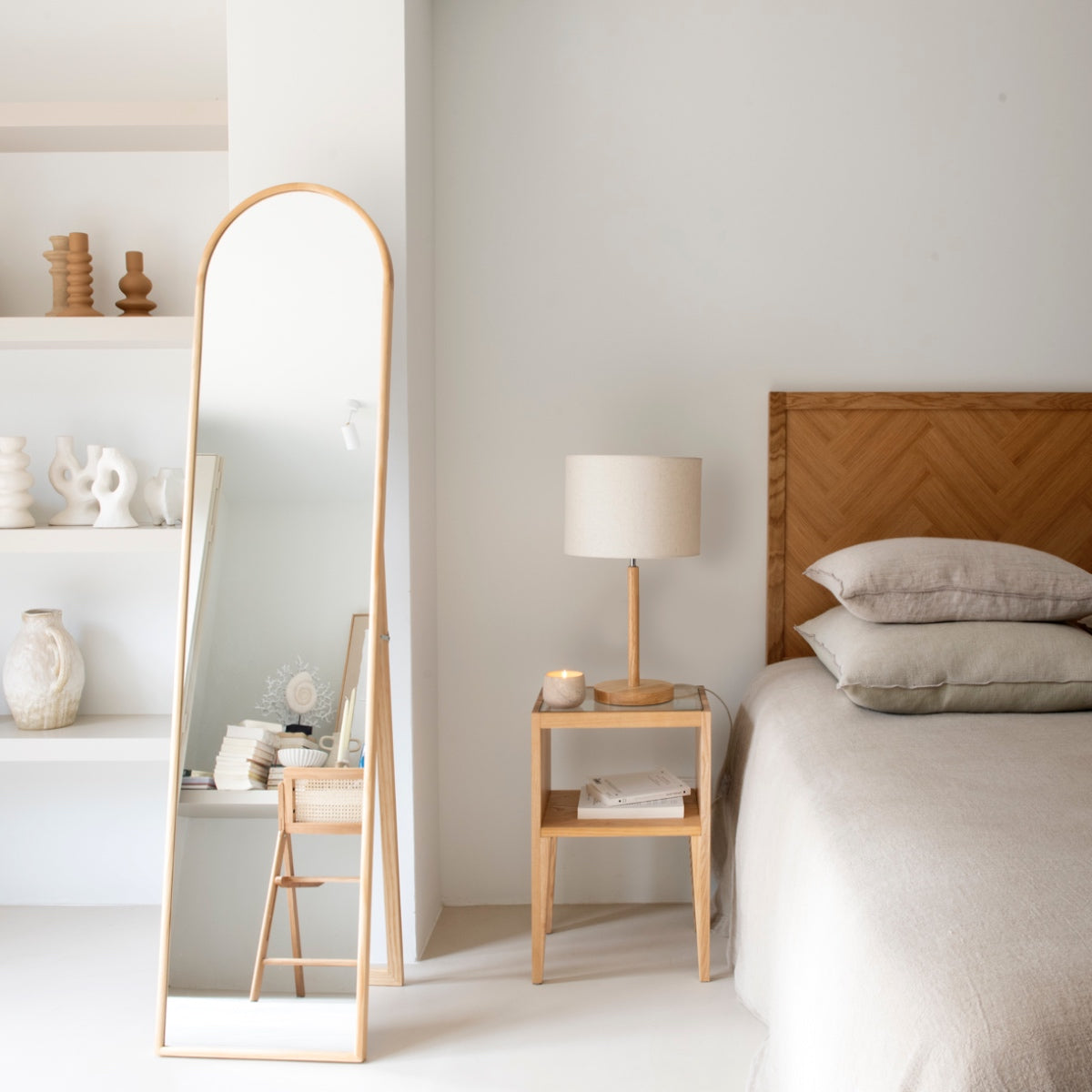 Andrea House Décoration miroir sur pied bois de pin