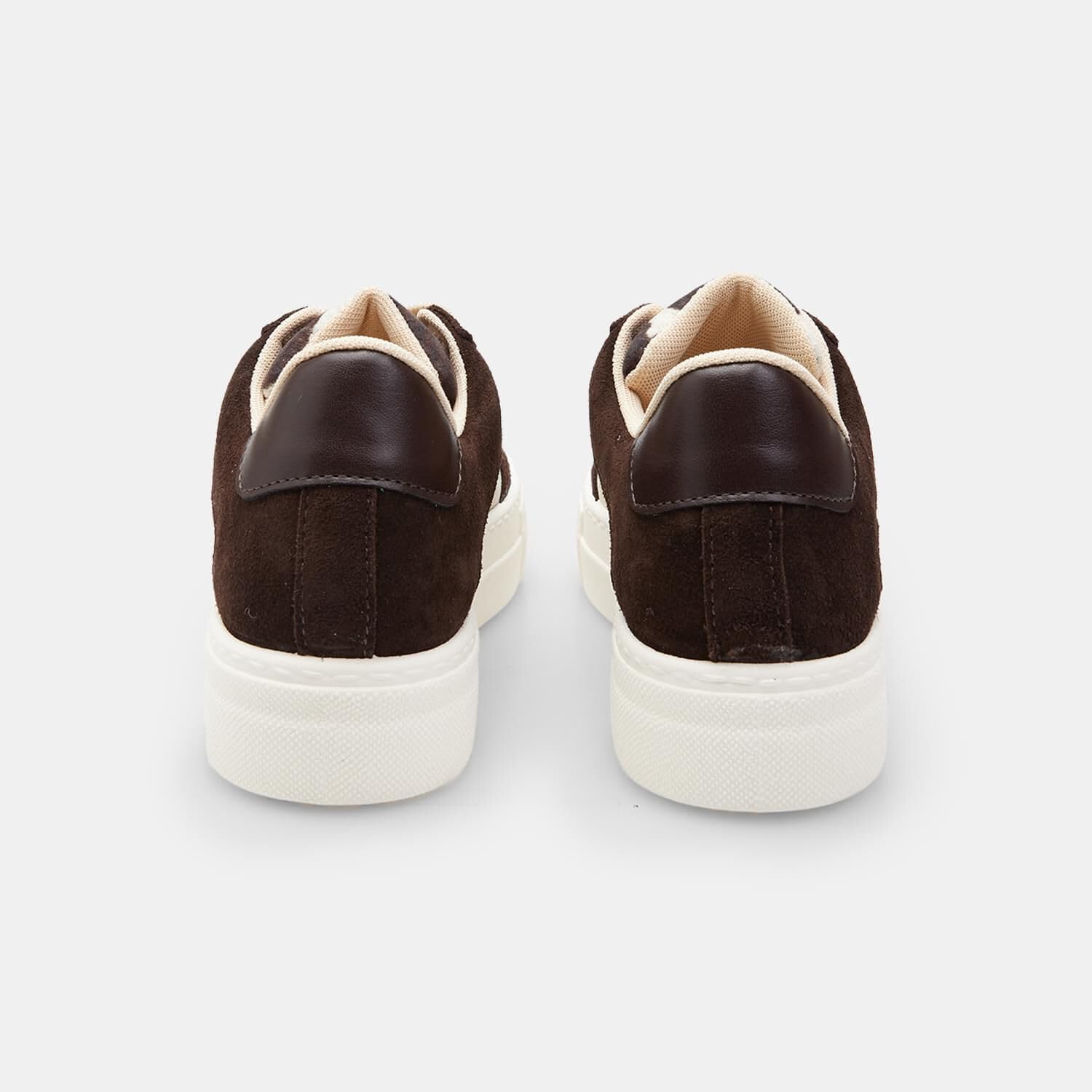 Bata chaussures à lacets femme daim confort