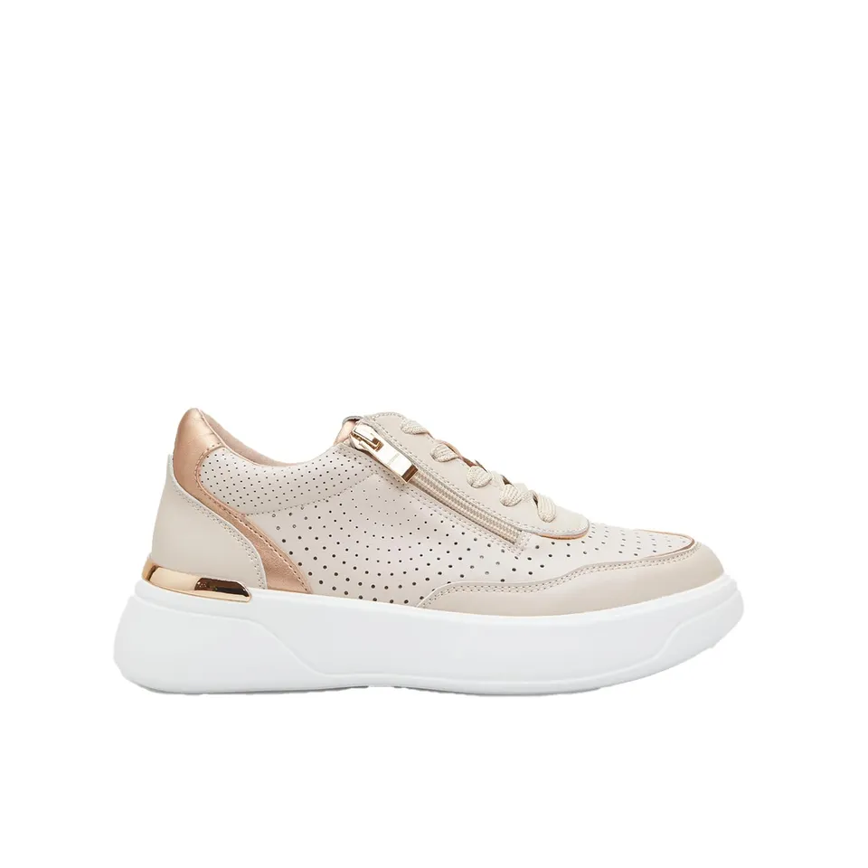 Bata Sneakers femme sneakers basses confort ville