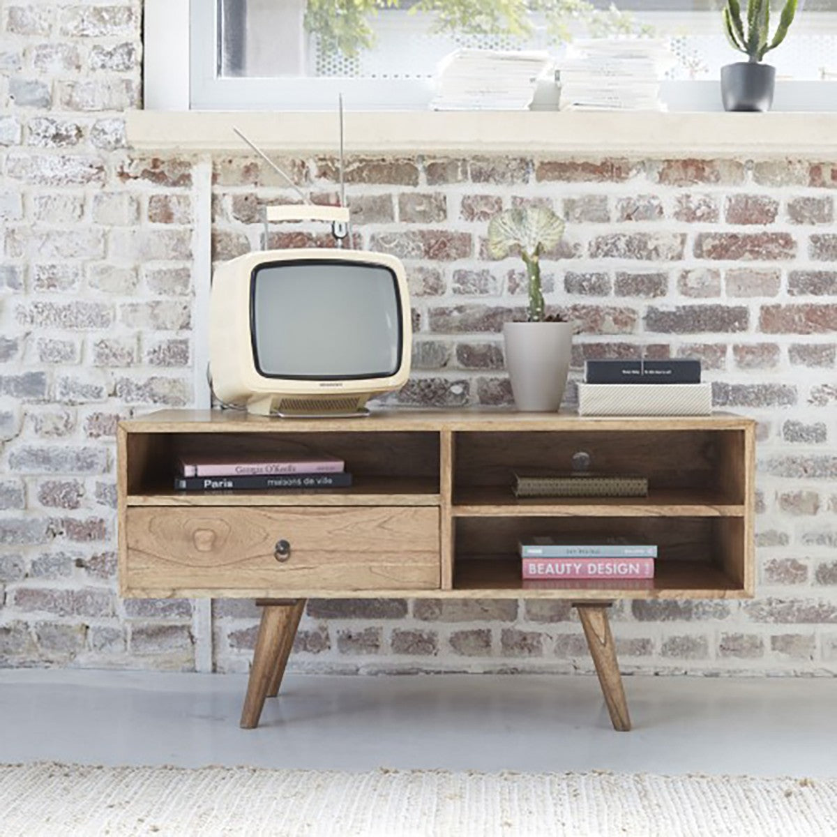 Berah Getah Oscar meuble TV mindi massif 110 cm scandinave