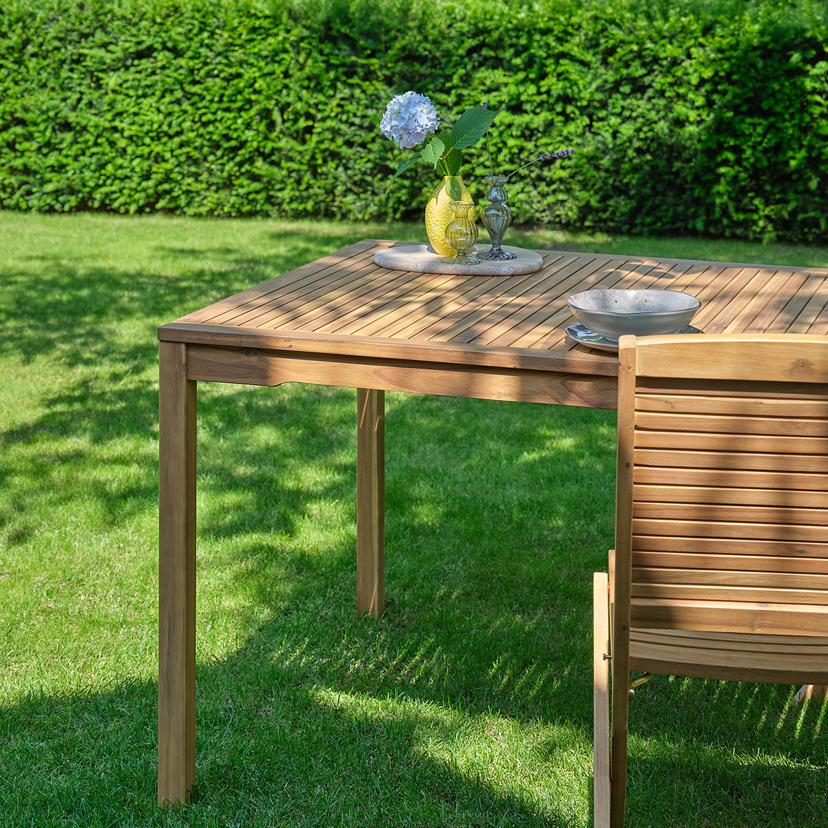 Berah Getah Milos table jardin acacia huilé 150 cm