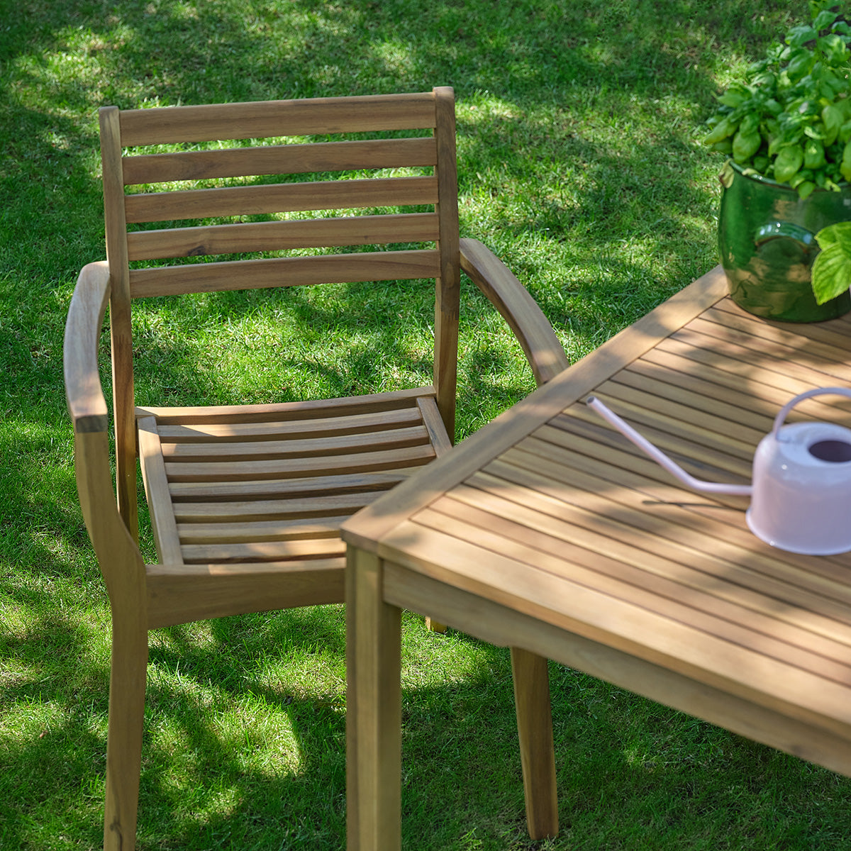 Berah Getah Milos salon jardin acacia 4 pers table 90 cm