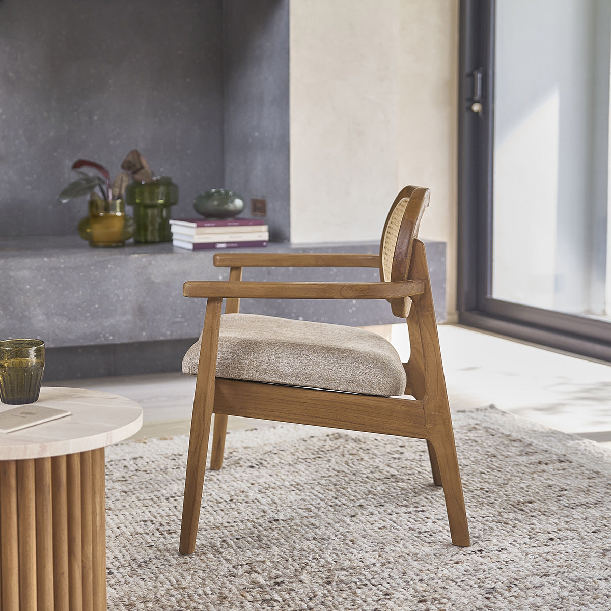 Berah Getah Sabi fauteuil teck cannage velours grège