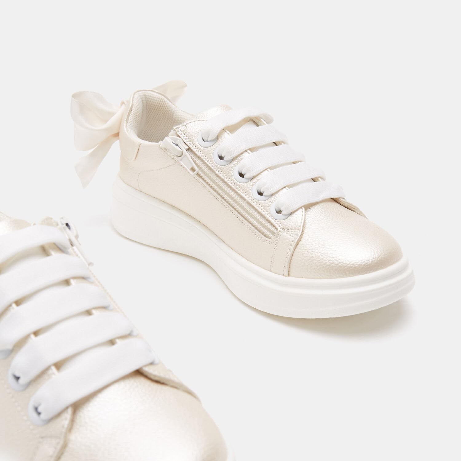 Bata Sneakers fille à nœud basket zip