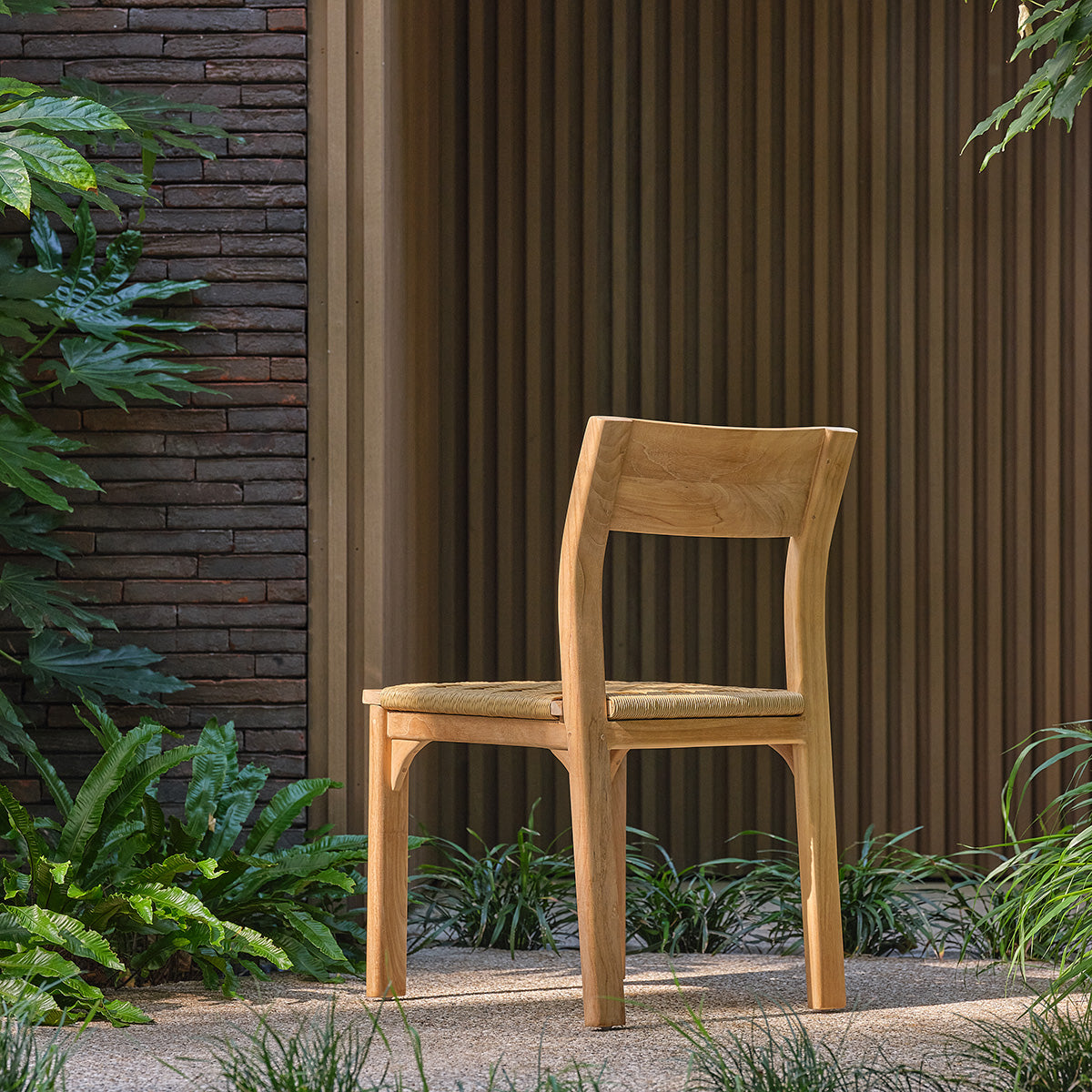 Berah Getah PIANA chaise jardin teck rotin tressé