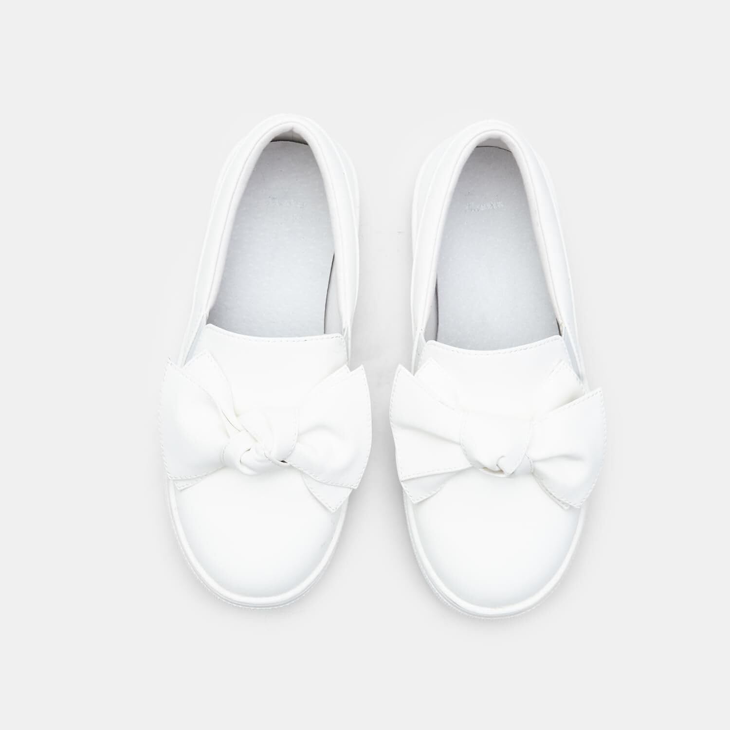 Bata Slip On fille baskets à enfiler 33 EU ficelle