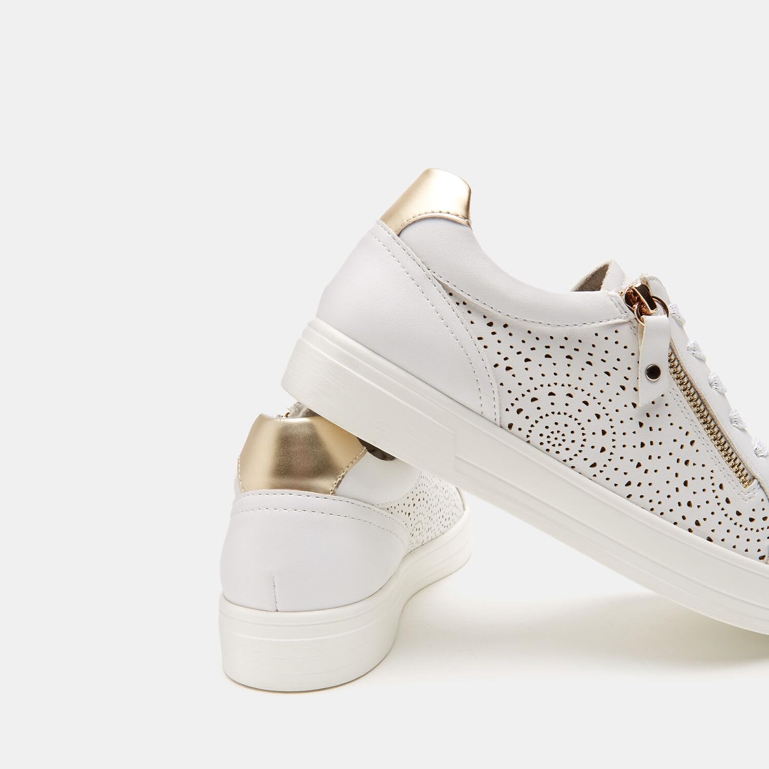Bata Sneakers Femme ajourées baskets confort ville