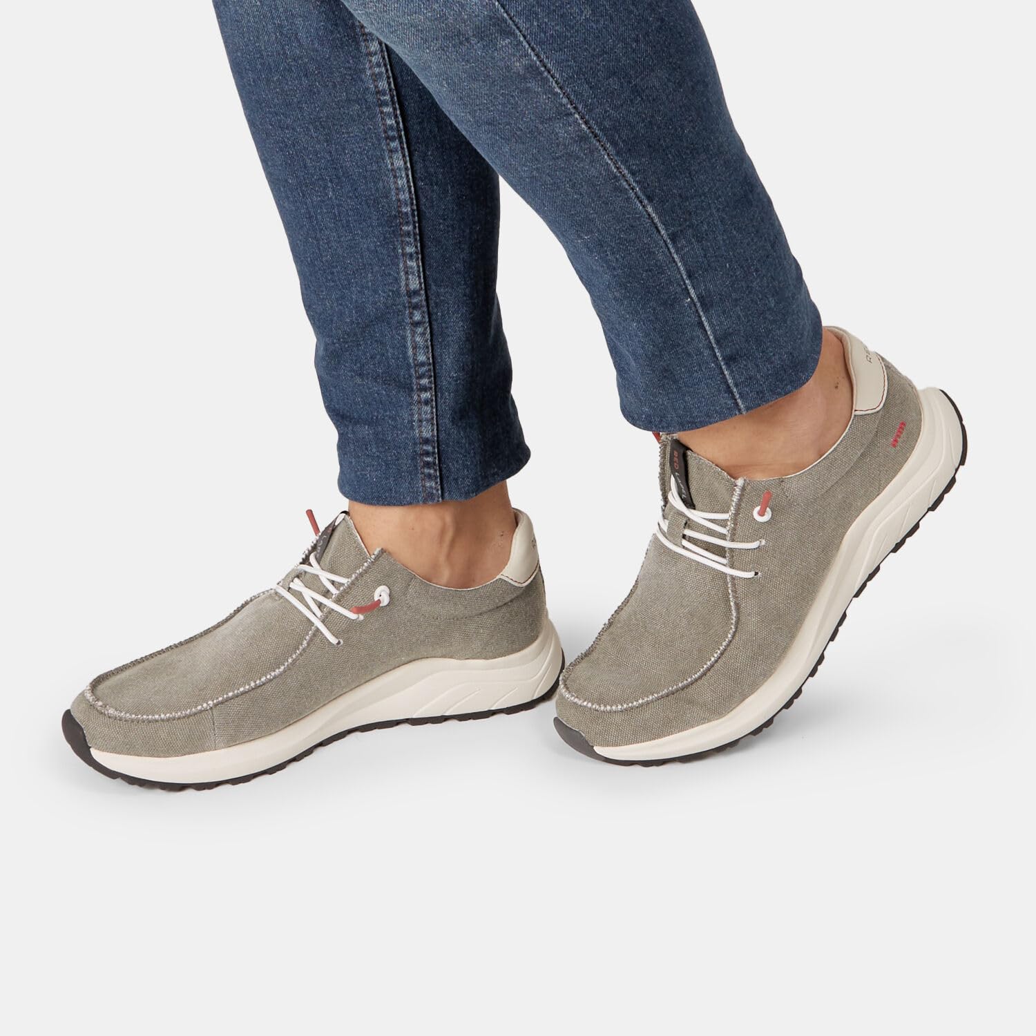 Bata Red Label chaussures à lacets homme toile