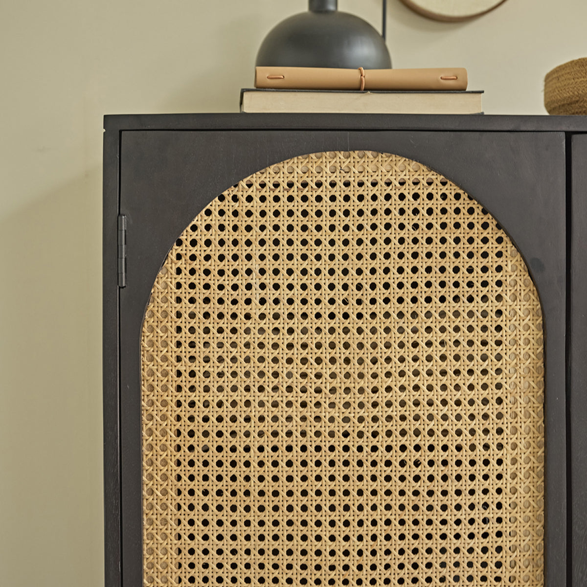 Berah Getah Zulma armoire manguier cannage 90 cm