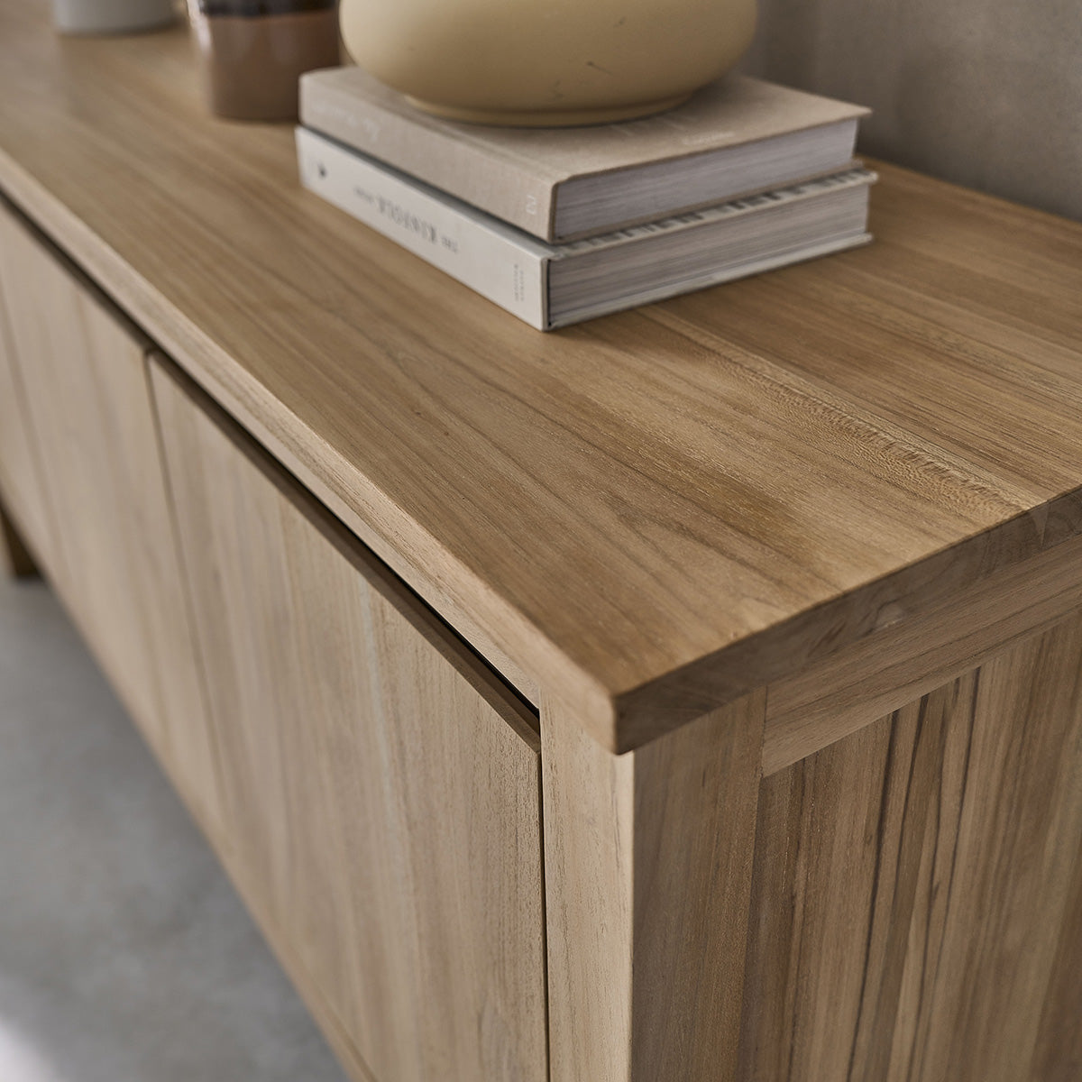 Berah Getah Aldo buffet teck massif 150 cm 3 portes