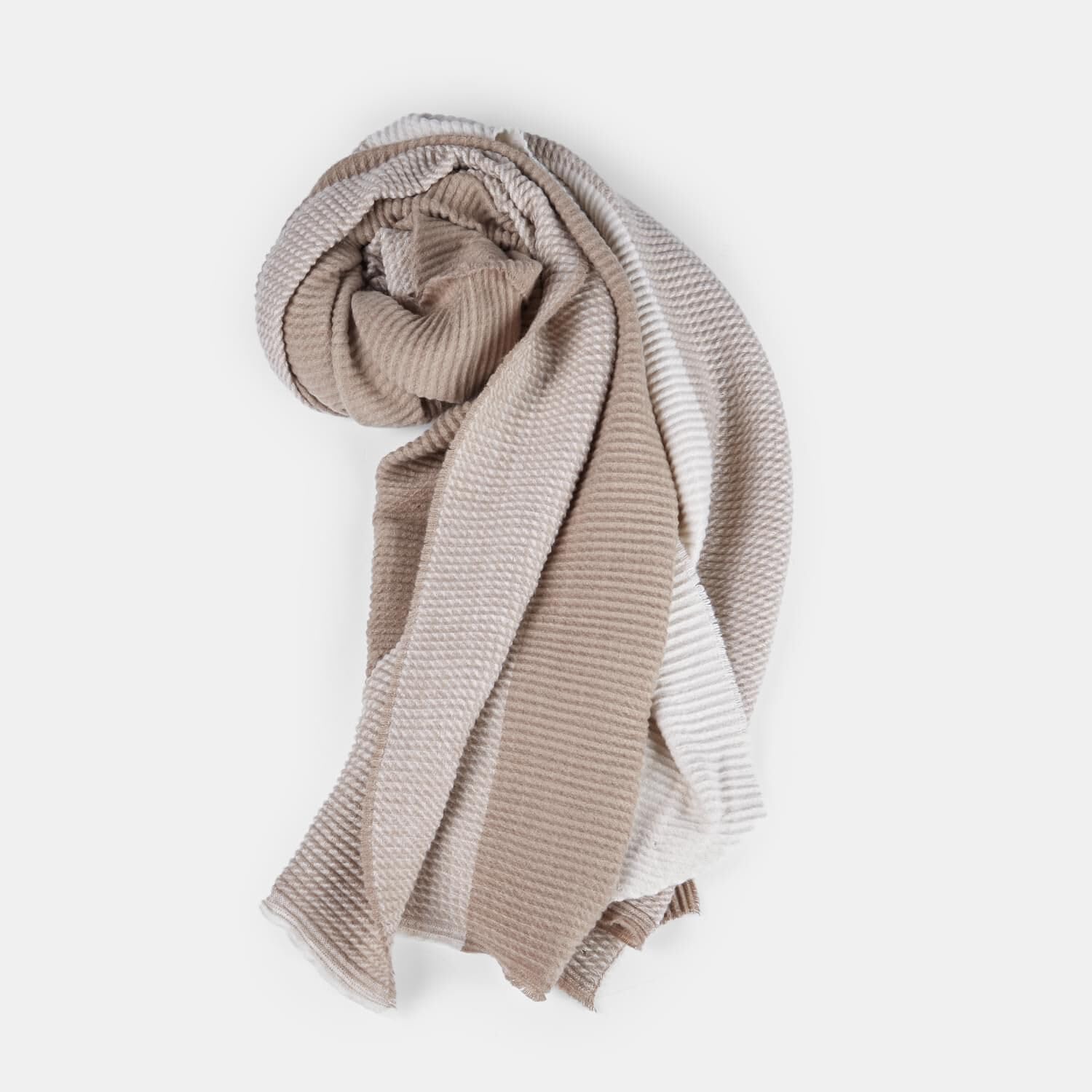 Bata Écharpe femme effet froissé légère et élégante
