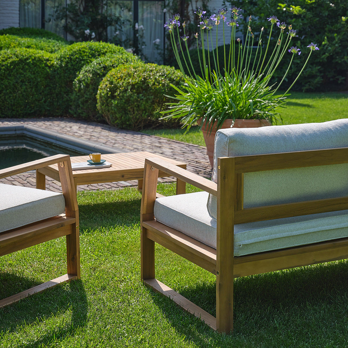 Berah Getah Milos salon de jardin bas acacia 4 places gris