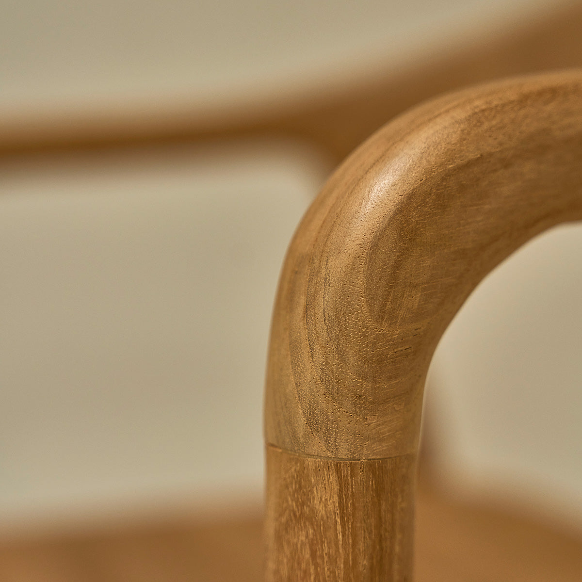 Berah Getah AMBRE lot 2 chaises teck massif